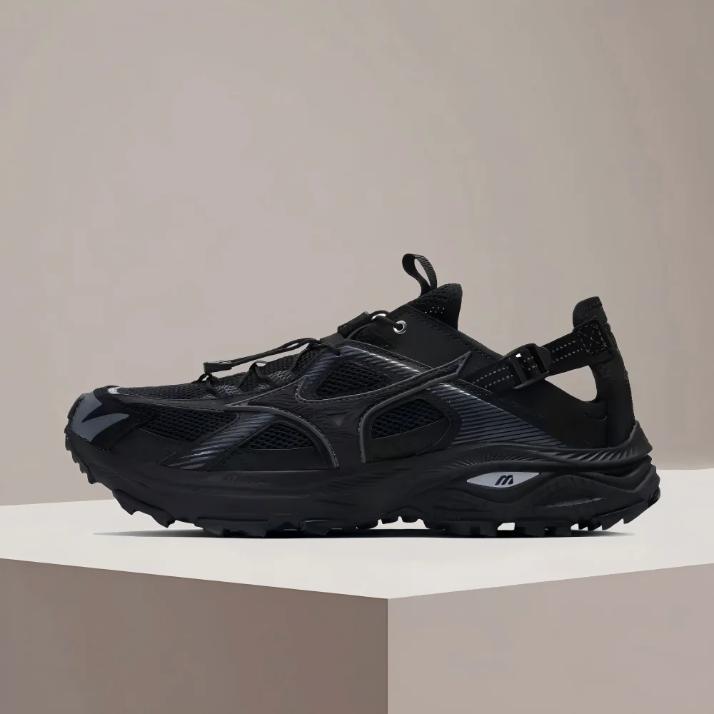 Кроссовки Mizuno Racer Trail SE унисекс, черные, для пересеченной местности – в ретро-стиле, с нескользящей подошвой, дышащие и долговечные D1GH241903