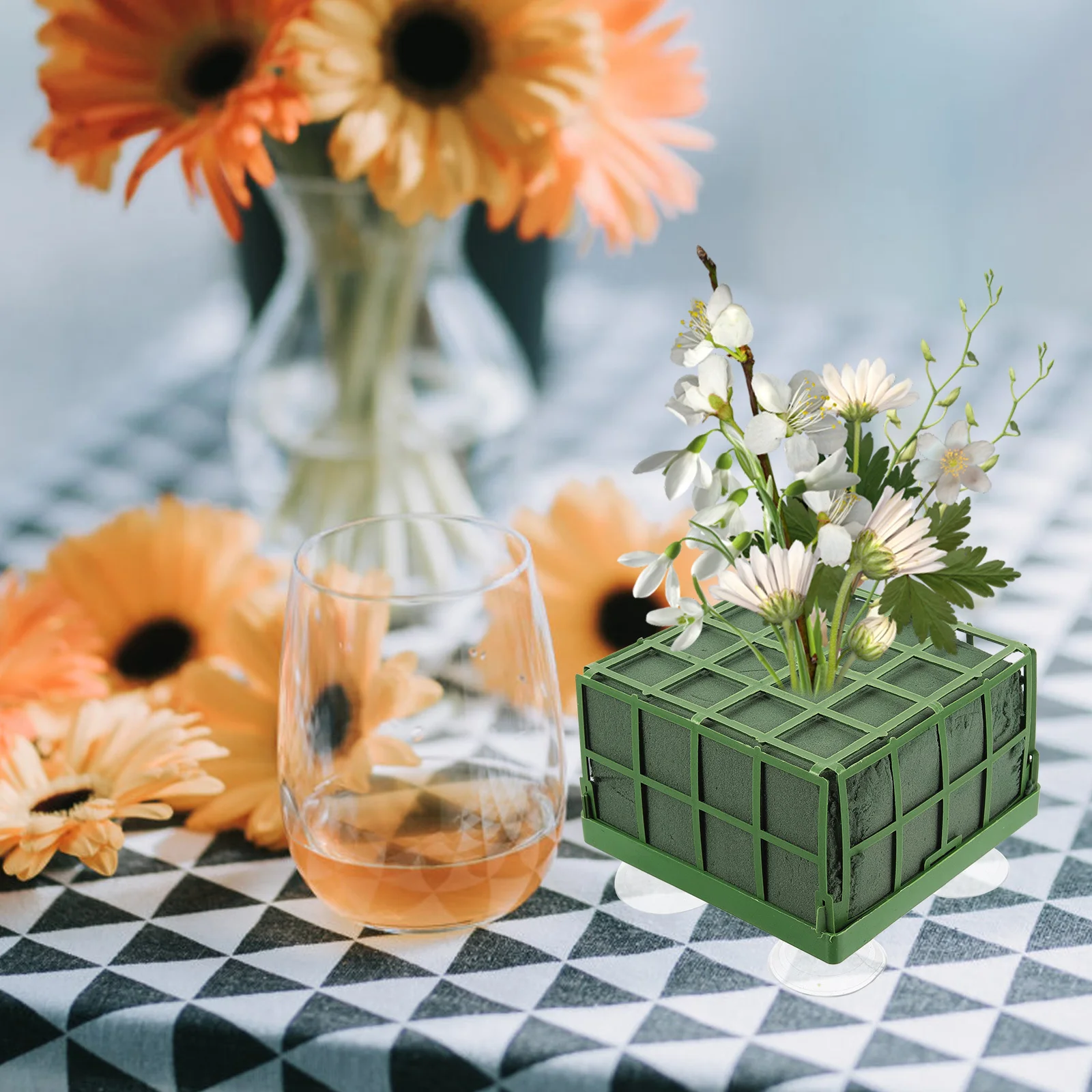 

2Pcs Wedding Car Front Sucker with Mud Plastic Suction Cups for Flower Shop Supplies Floral Arrangement Tools Creative