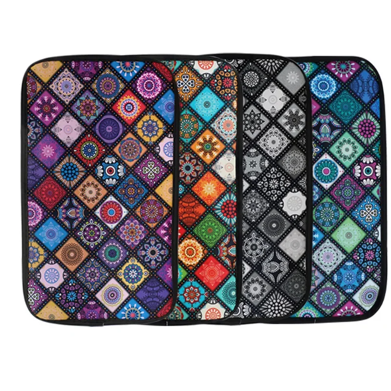 New Four Season Universal Armrest Box Cover with Leather Printing, Comfortable and Non Slip Central Armrest Box Cover Cushion