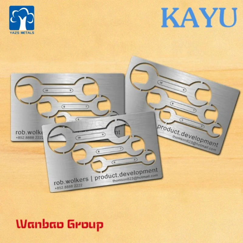 Custom  Wholesale white metal plates aluminum stainless steel covers it names card private labels.