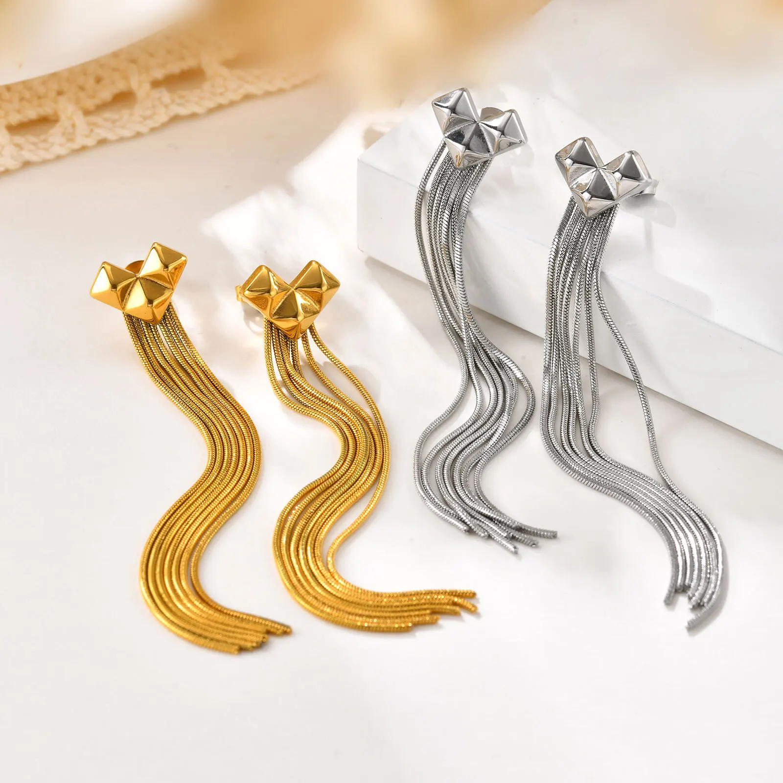 Женские висячие серьги с длинной кисточкой в форме сердца из нержавеющей стали, аксессуары для выпускного вечера Женские висячие серьги с длинной кисточкой в форме сердца из нержавеющей стали, аксессуары для выпускного вечера