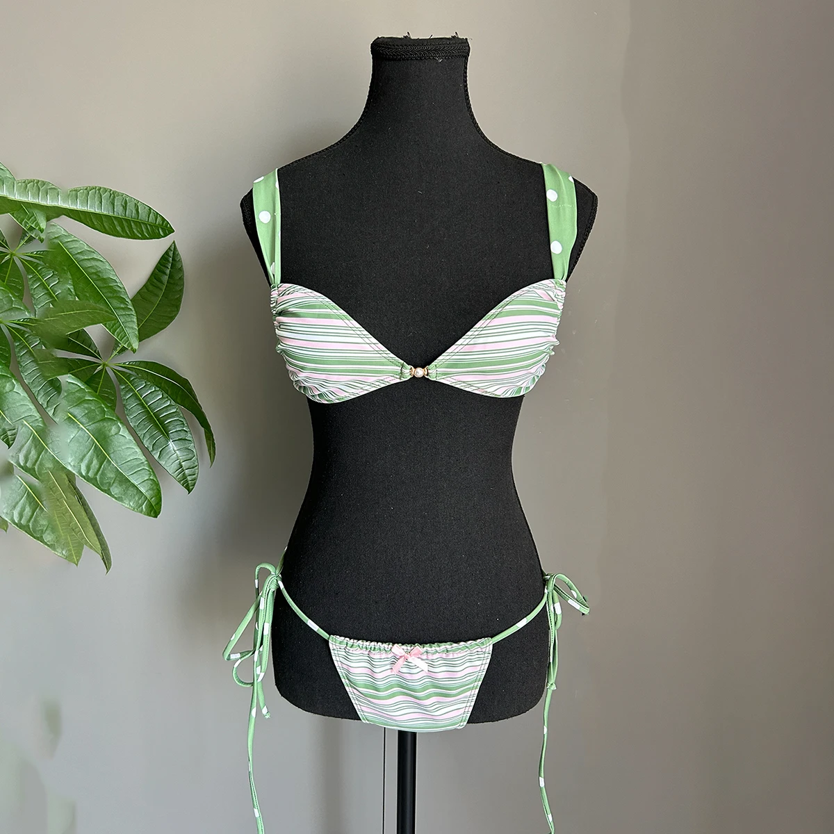 3 Pieces Women Swimsuit Swimwe - огляд і ціна Printed Wrap Skirt