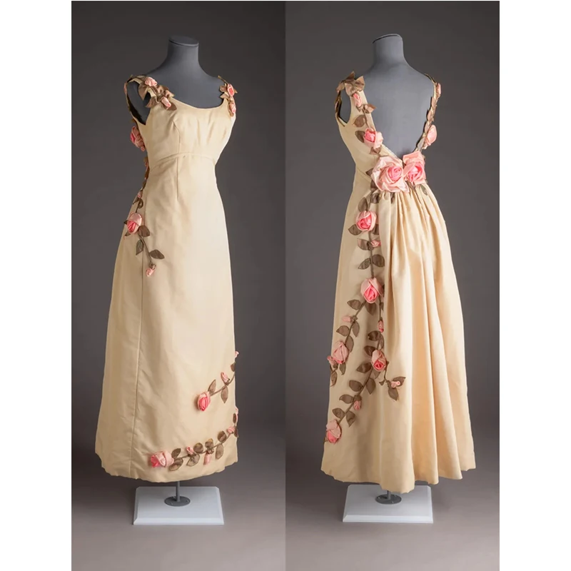 

Custom Made 1966 Historical Regency Sleevelesss Rose Dress Women Vintage Wedding Gown