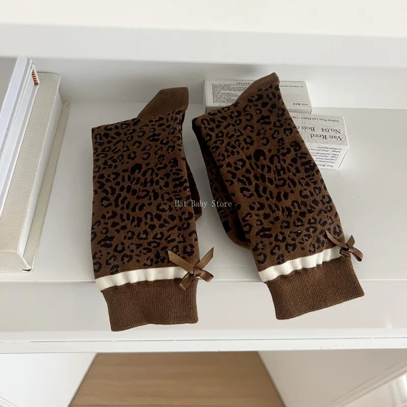 

Leopard Printed Socks Women Bandage Ribbon Bow Y2k Girls Middle Tube Socks Japanese Fashion Harajuku Retro Streetwear Long Socks