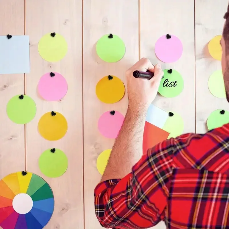 50 قطعة دبابيس ضغط على شكل قلب مسامير إبهام قوية نقطة فولاذية مسطحة للوحات الإعلانات خرائط الصور أوراق مع صندوق الحب