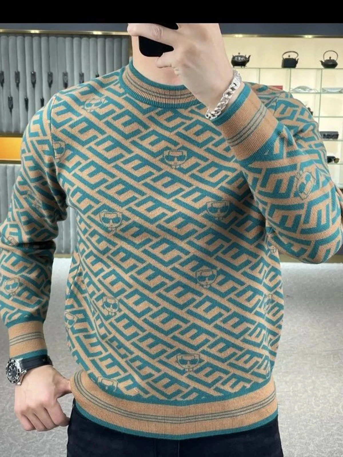 

2025 New Fashionable Pullover Round Neck Long Sleeved Sweatshirt for Men, Trendy Brand Light Luxury Casual Letter Print