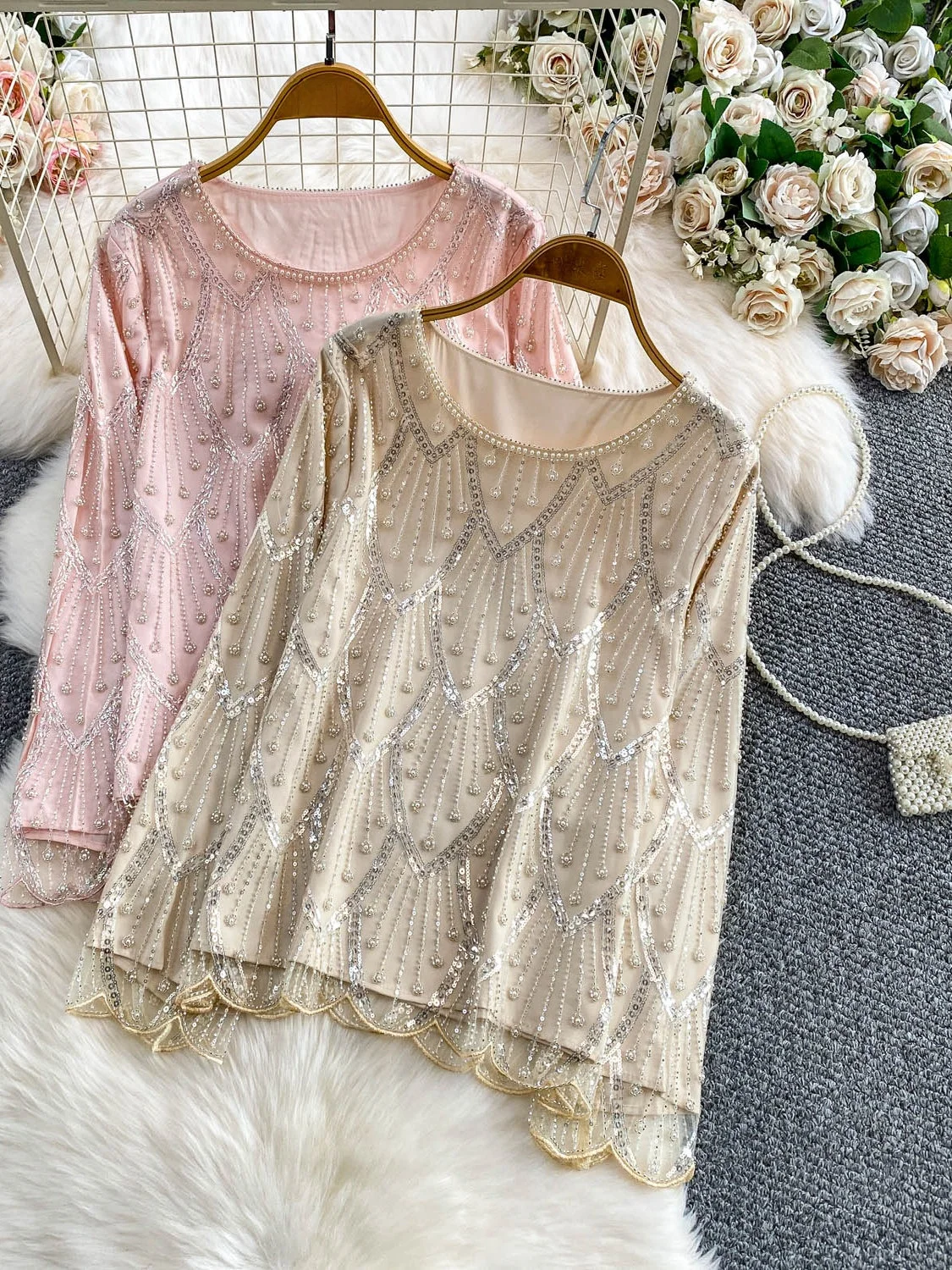 

round Neck T-Shirt Women's Loose Fit Glittering Heavy Work Mesh Sequin Top for Autumn Winter Slimming Fashionable