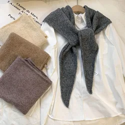 Fashionable Knitted Winter Wrap for Women with Decorative Elements Stylish and Versatile Triangle Scarf for Autumn and Winter