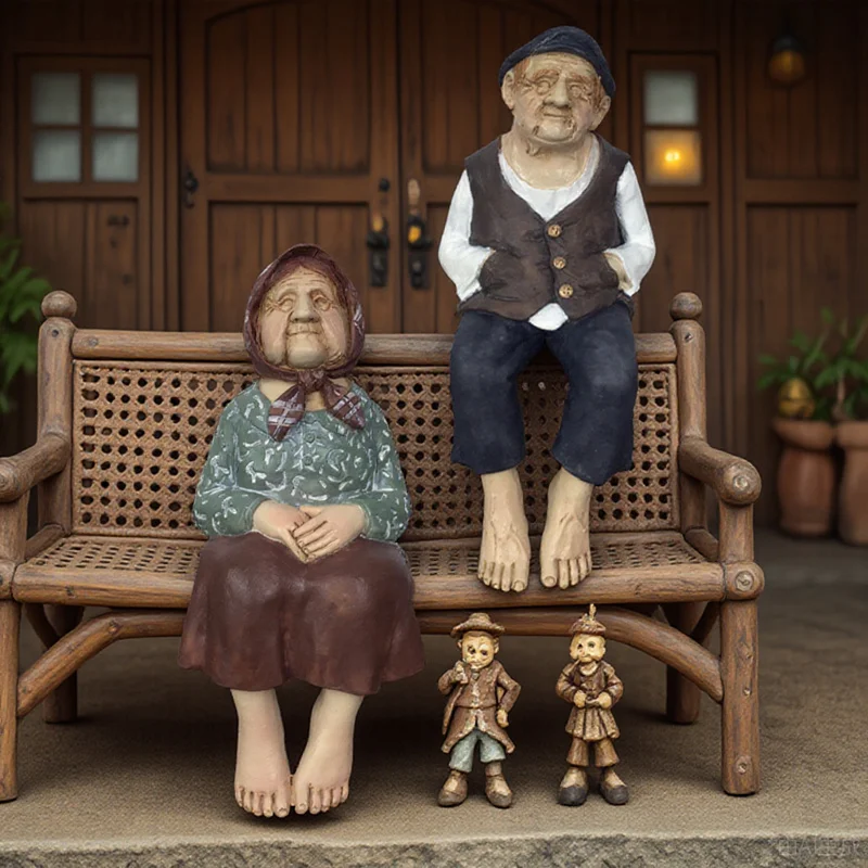 

1Pcs Elderly Couple Resin Statue Romantic Desktop Ornament Grandparent Gift Love Couple Resin Craft Decoration