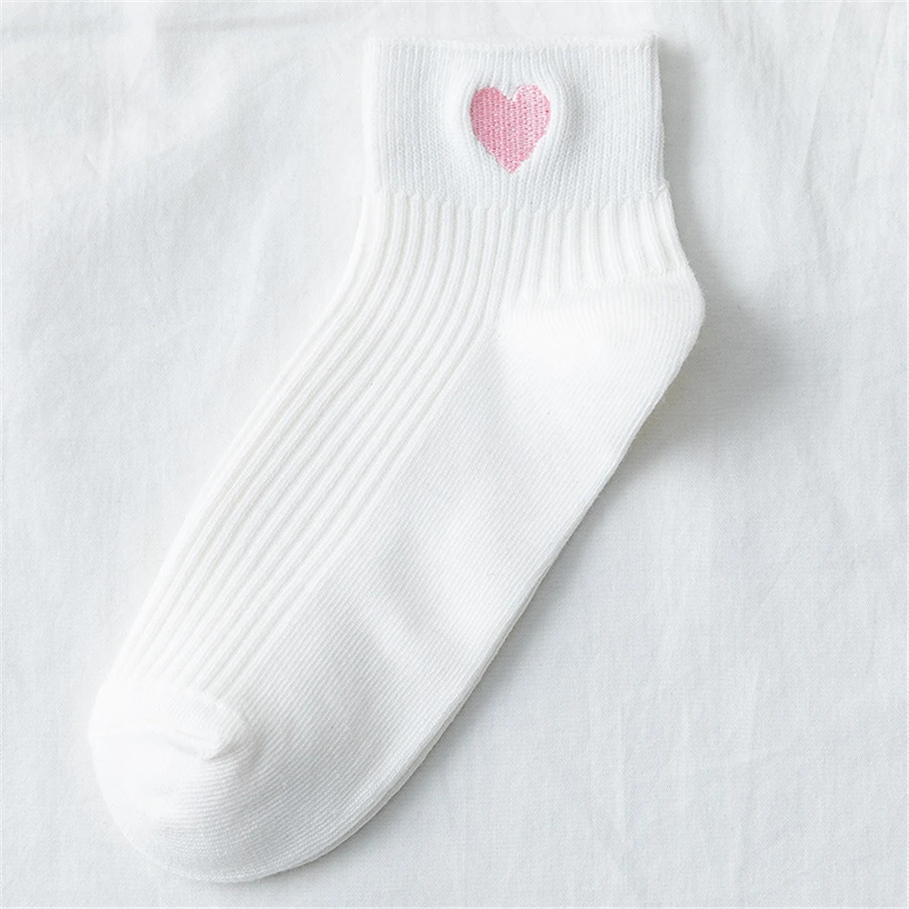 White Black Embroidery Heart Harajuku Creative Pinstripe Socks Women's Funny Kawaii Korean Cotton Sokken Dropship