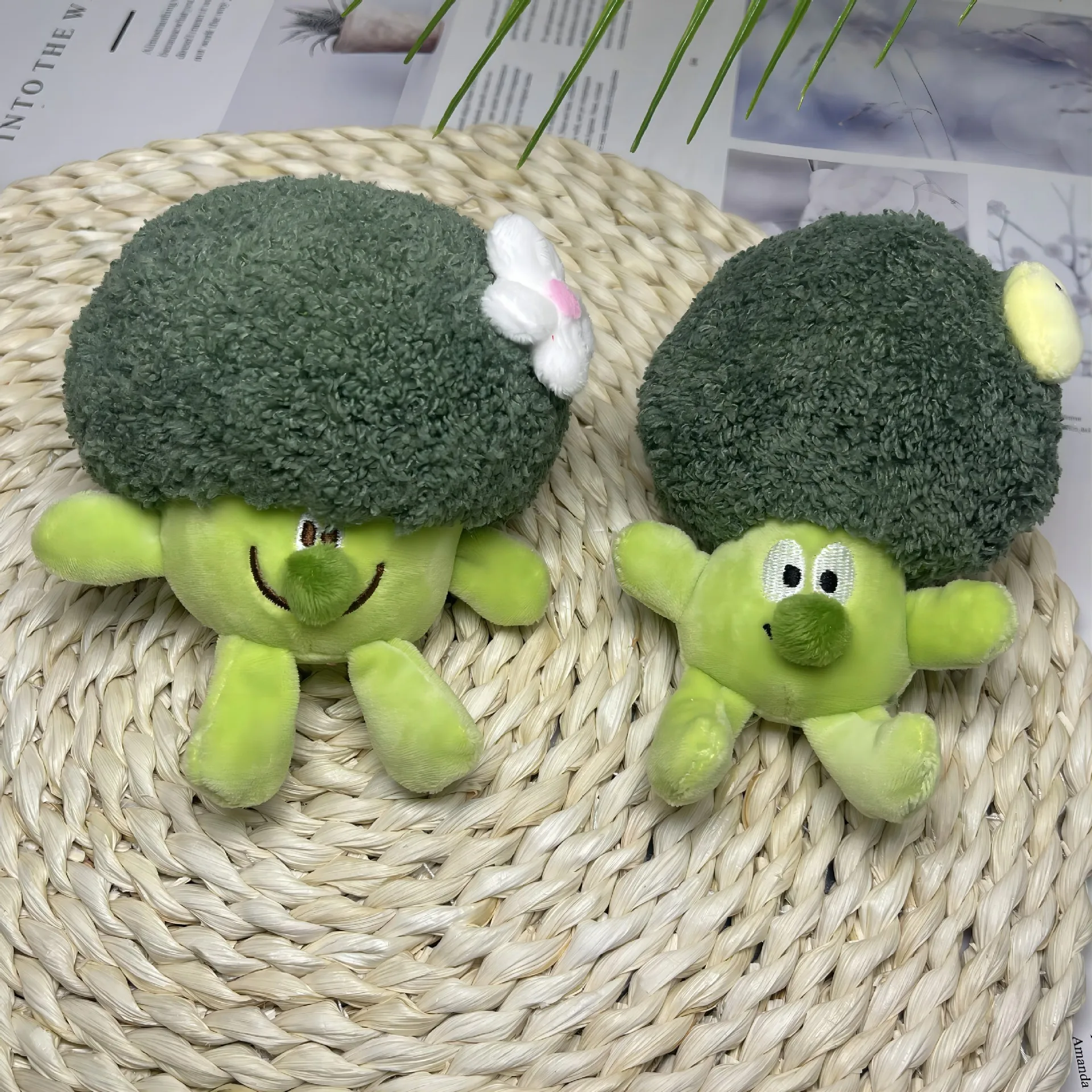 

Cute broccoli plush toy pendant, funny cauliflower bag pendant, birthday gift