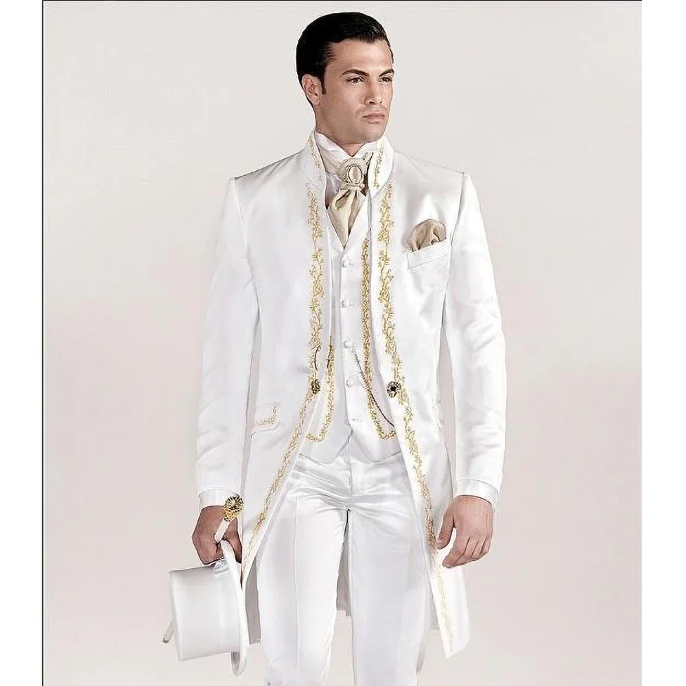 

Luxury Embroidered Men Suits White Fashion Stand Collar Slim Prom Party Outfits Elegant Wedding Groom Tailcoat 3 Piece Set