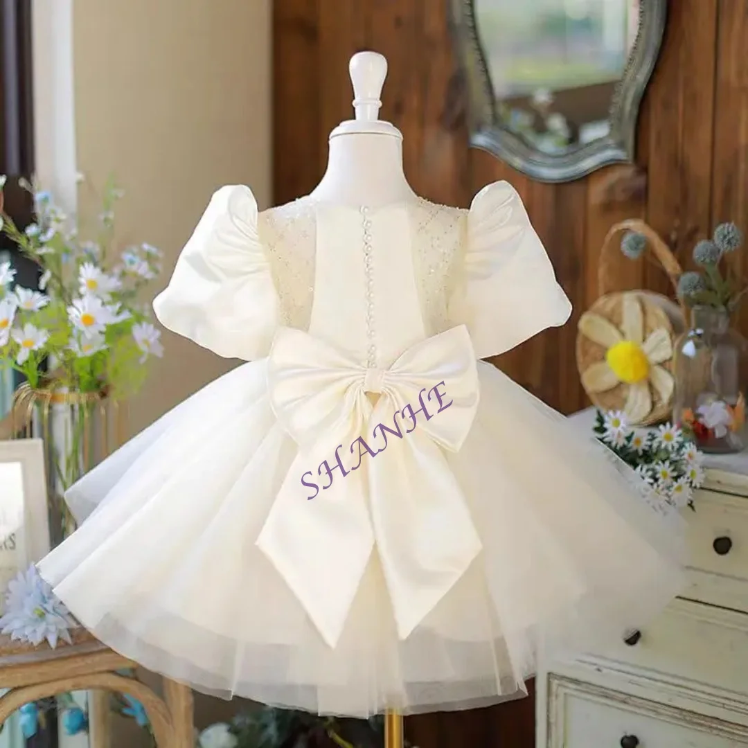 فستان فتاة الزهور من الساتان الأبيض المخصص للعيد بطول الركبة وأكمام منتفخة للأطفال فساتين حفلات الزفاف وأعياد الميلاد #2