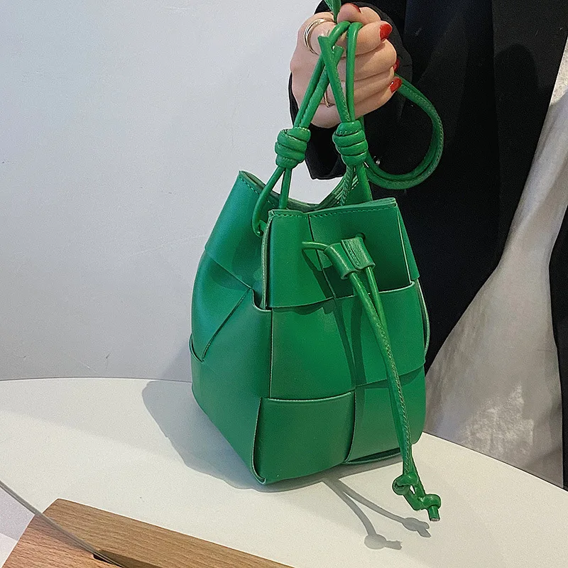 Fashion Weaving Pu Leather Bucket Bags for Women 2022 Designer Crossbody Shoulder Bags Soft Leather Ladies Sling Bags