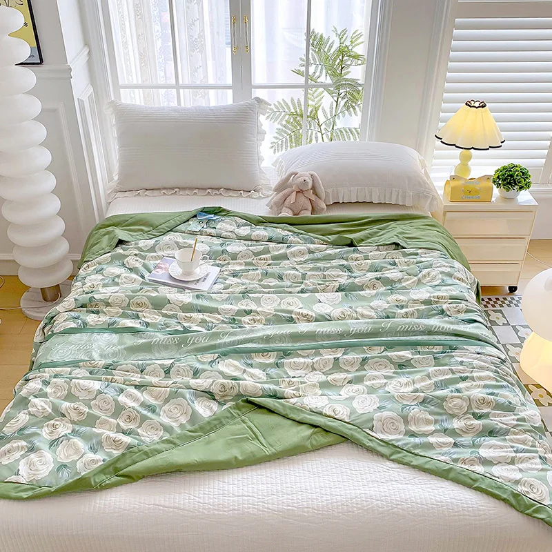 Summer Quilt Printed Machine Washable Air-conditioned Quilt Student Dormitory Skin-friendly Thin Summer Quilt