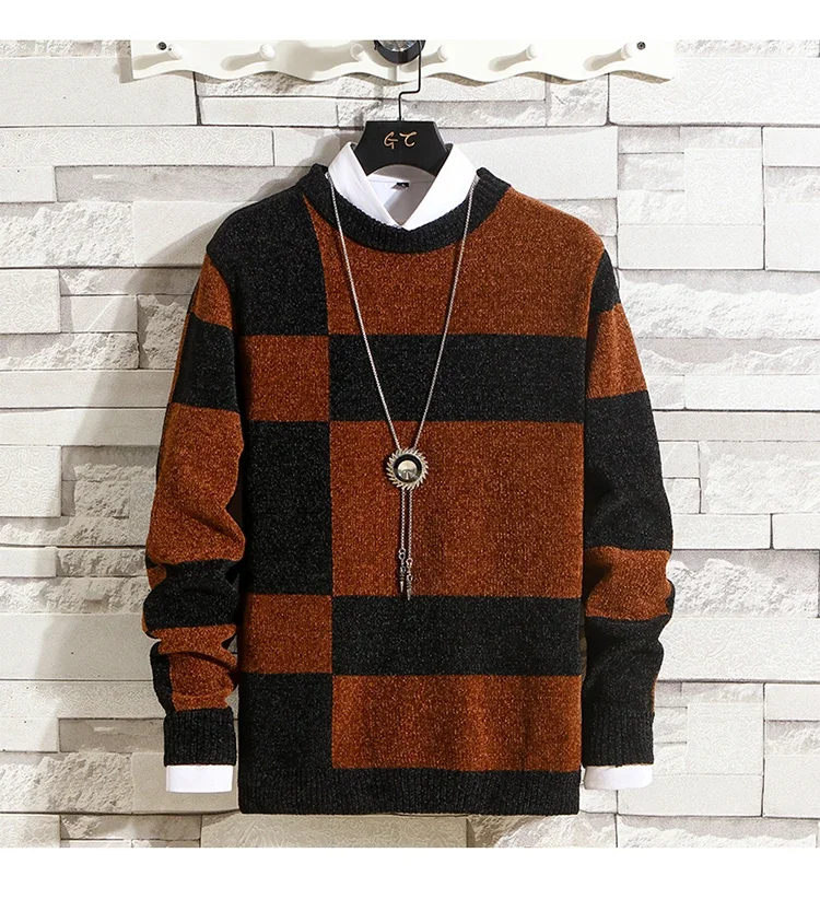 Men's Fashion Long-sleeved Round Collar Black and White Stripes Chenille Sweater Comfortable in The Fall and Winter Sweaters