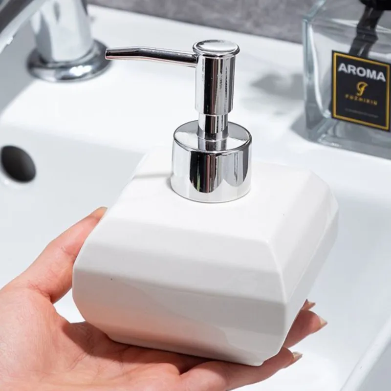 

Bathroom Ceramic Hand Sanitizer Bottle Silver Head Ceramic Split Bottle Press Type Lotion Bottle Bath Shampoo Split Bottle ZG781