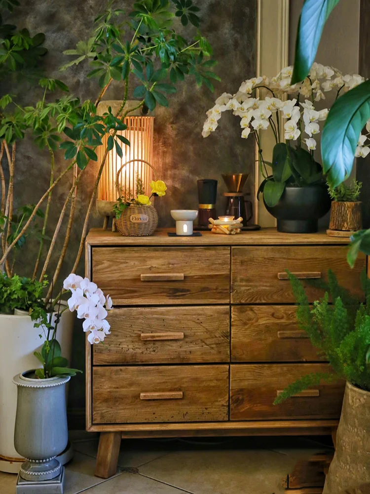 

Log literary chest of drawers, American country living room, solid wood storage cabinet, old pine cabinet against the wall