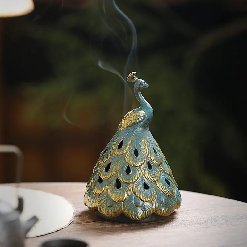 

Peacock incense burner Household indoor Creative incense burner Ceramic agarwood sandalwood stove high-end retro decoration