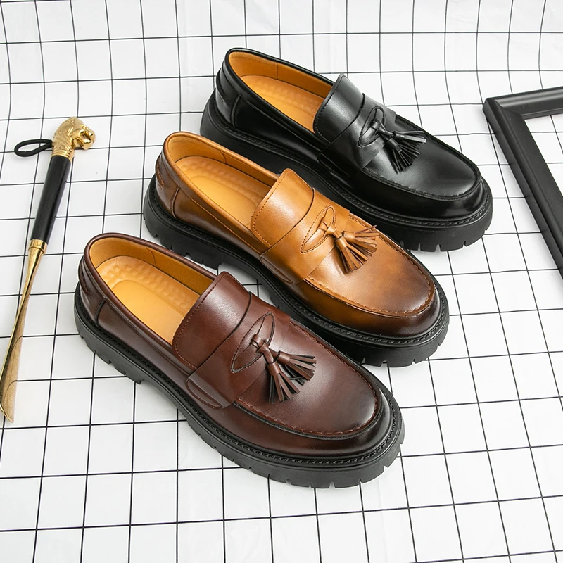 

High Quality Tassels Formal Platform Leather Shoes Men Wedding Social Brogues Shoes For Men Business Dress Leather Shoes Autumn
