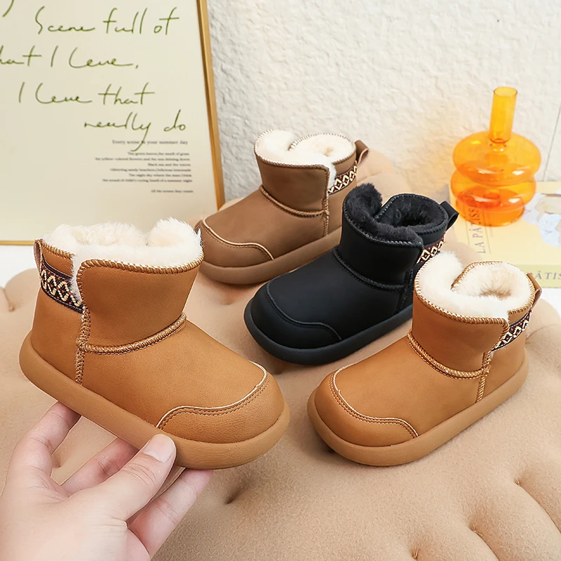 

Children Snow Boots Girls Warm Plush Snow Boots Non-slip Soft Sole Boots Fashion Comfortable Children Shoes Bota Infantil Menina