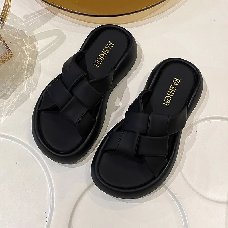 Slippers Women Summer Flat Shoes Female Slides Pantofle Fashion Platform Low 2024 Luxury Rome Scandals PU Fabric Rubber Hoof