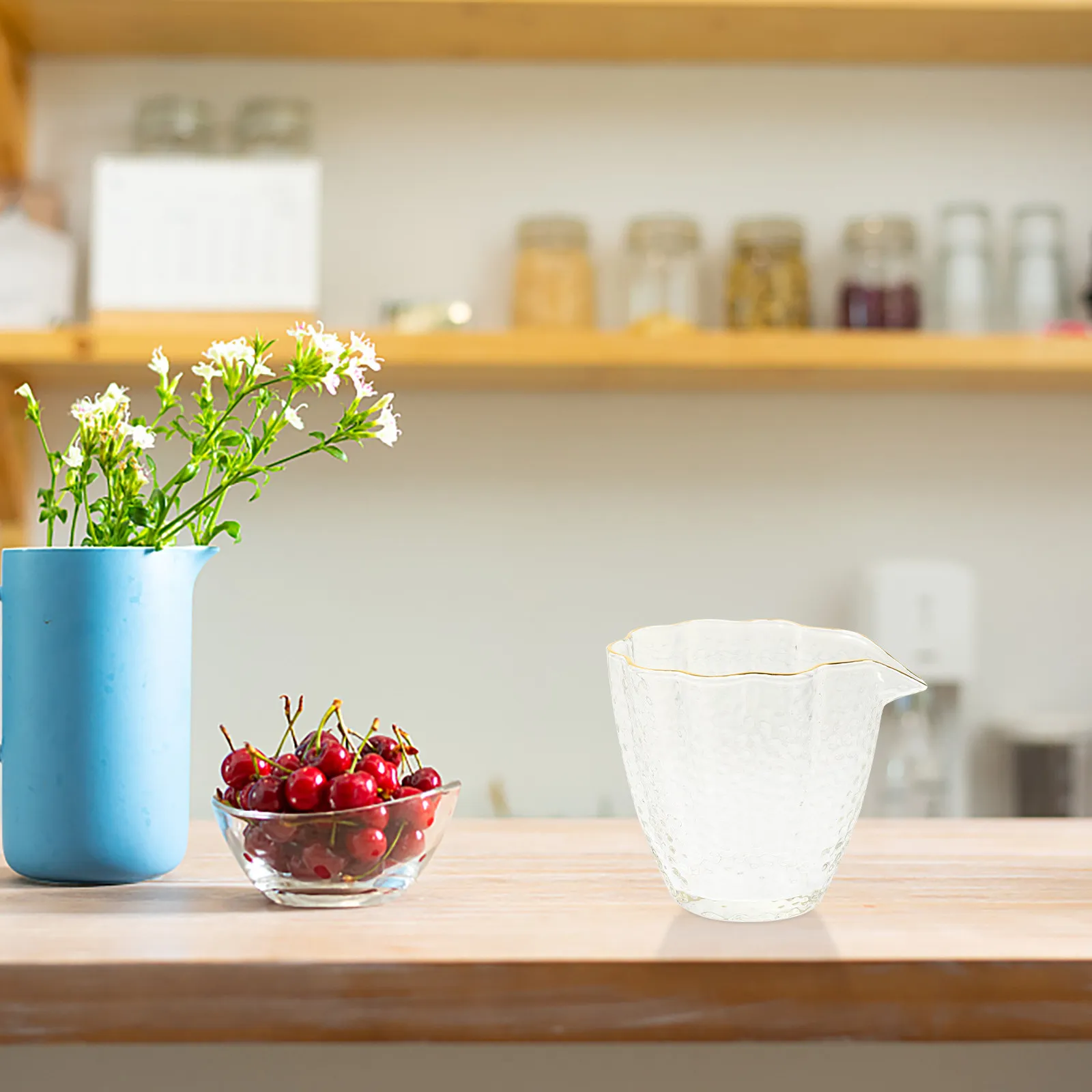 

Premium Glass Tea Dispenser Cup Hammered Texture Gong Bei Multi-Function Tea Separation Cup for Brewing Serving Gifting