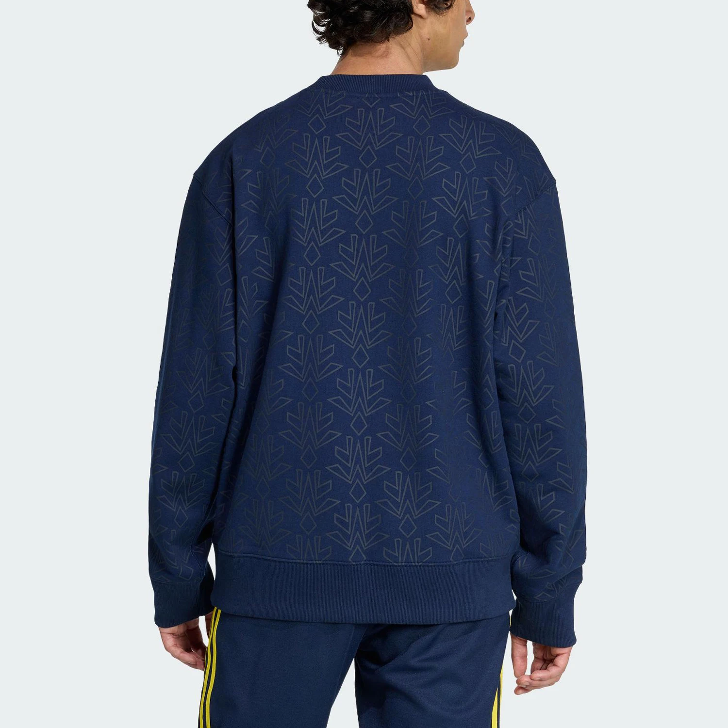 Adidas genuine Trefoil Men's Round Neck Pullover Soccer Sports Sweatshirt JZ4106