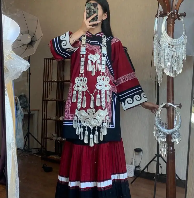 

New Yi Torch Festival Clothing for Ethnic Minority Wedding Bride