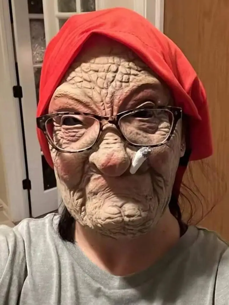Masque en Latex drôle pour grand-mère fumer, vieux Nana, dame grand-mère avec visage froissé et écharpe rouge, accessoires de Costume de fête d'halloween