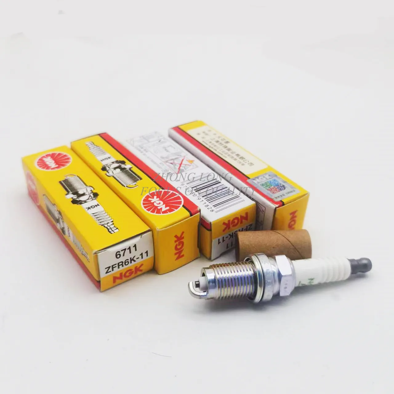 

4PCS original spark plug zfr6k-11 6711 is applicable to Honda's sixth generation, seventh generation and eighth Accord