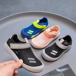 Sandali sportivi in rete traspirante per bambini per scarpe da passeggio estive per bambini Sneaker Casual da spiaggia all'aperto per bambini