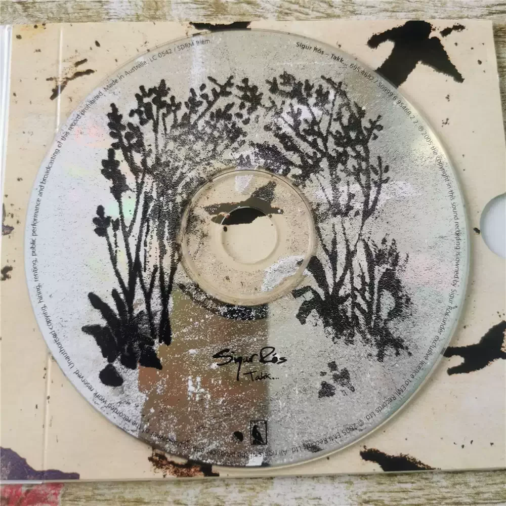 سيجور روس تاك إنها ألبوم الاستوديو الرابع لفرقة ما بعد الصخور الأيسلندية سيجور روس.