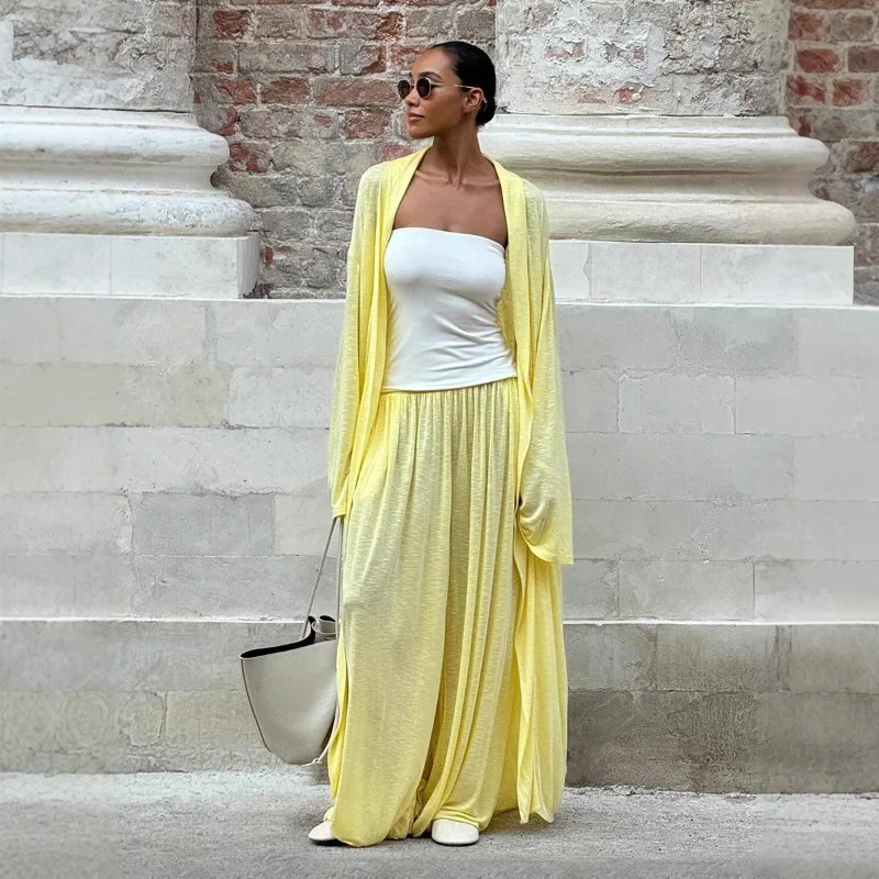 

Повседневный однотонный женский комплект из 2 предметов, длинное пальто с v-образным вырезом, облегающий топ, широкие брюки, новинка 2025 года, модные комплекты брюк для пригородных поездок