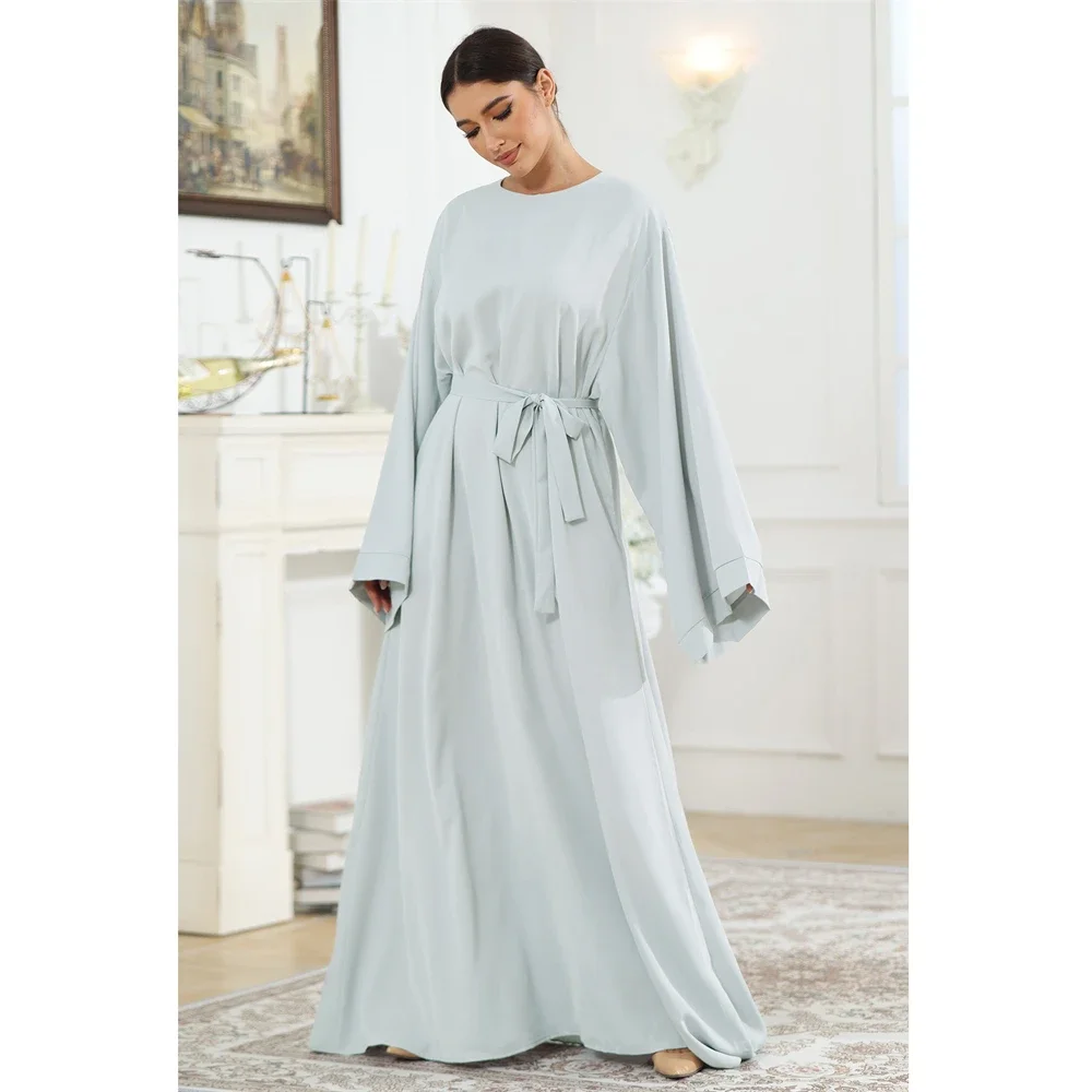 2025 baru gaun Muslim Abaya lengan Flare Islam pakaian Abaya wanita Dubai Kaftan Turki penutup jubah polos bersabuk gaun Ramadan