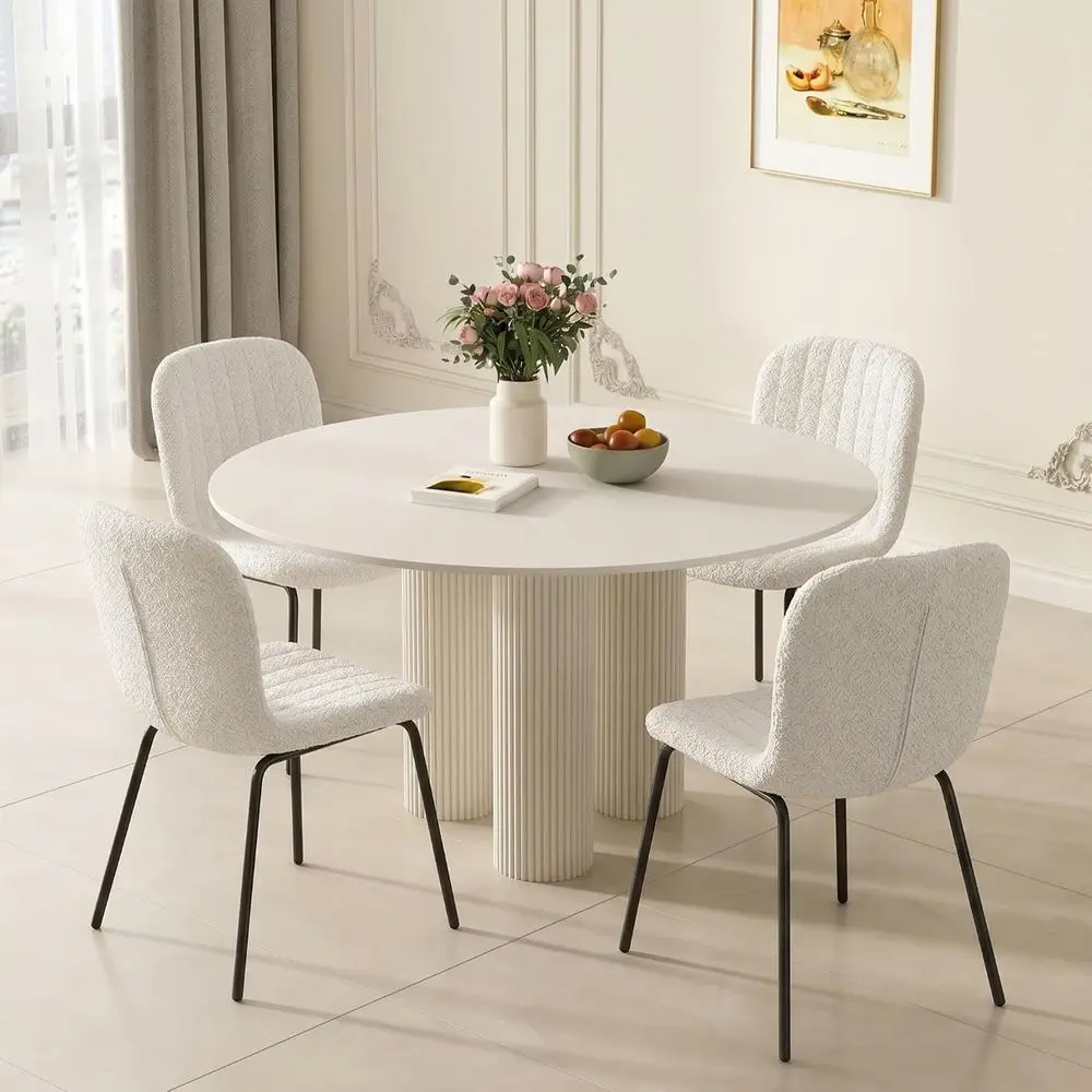 Dining Chair Set o 4, Boucle Kitchen Chairs or Small Spaces, White | Black Metal Legs, Curved Backrest, abric Upholstered, ern C