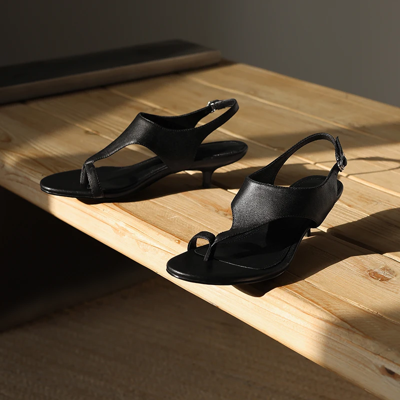 

QUTAA 2025 Fashion Sexy Women Sandals Shoes Summer Mid Heels Cow leather Toe Clip Party Slingback Shoes Dress 34-40