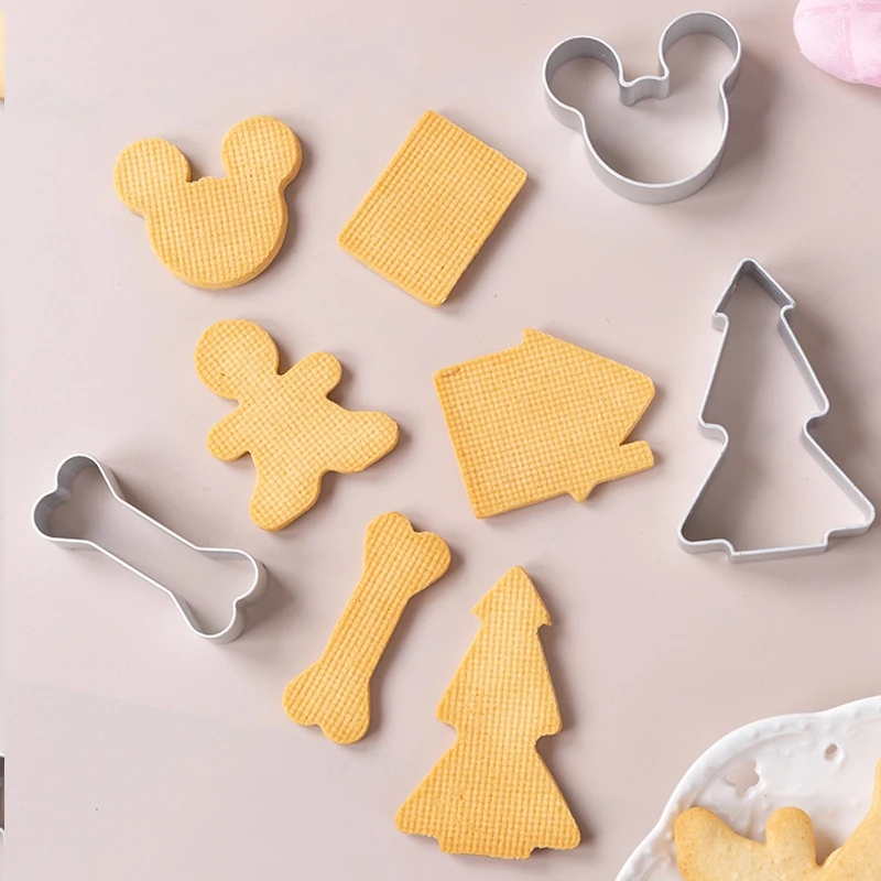 Cookie Cutters Moulds Aluminum Alloy Cute Animal Bear Cat Shape Biscuit Mold DIY Fondant Icing Cake Decorating Baking Tool