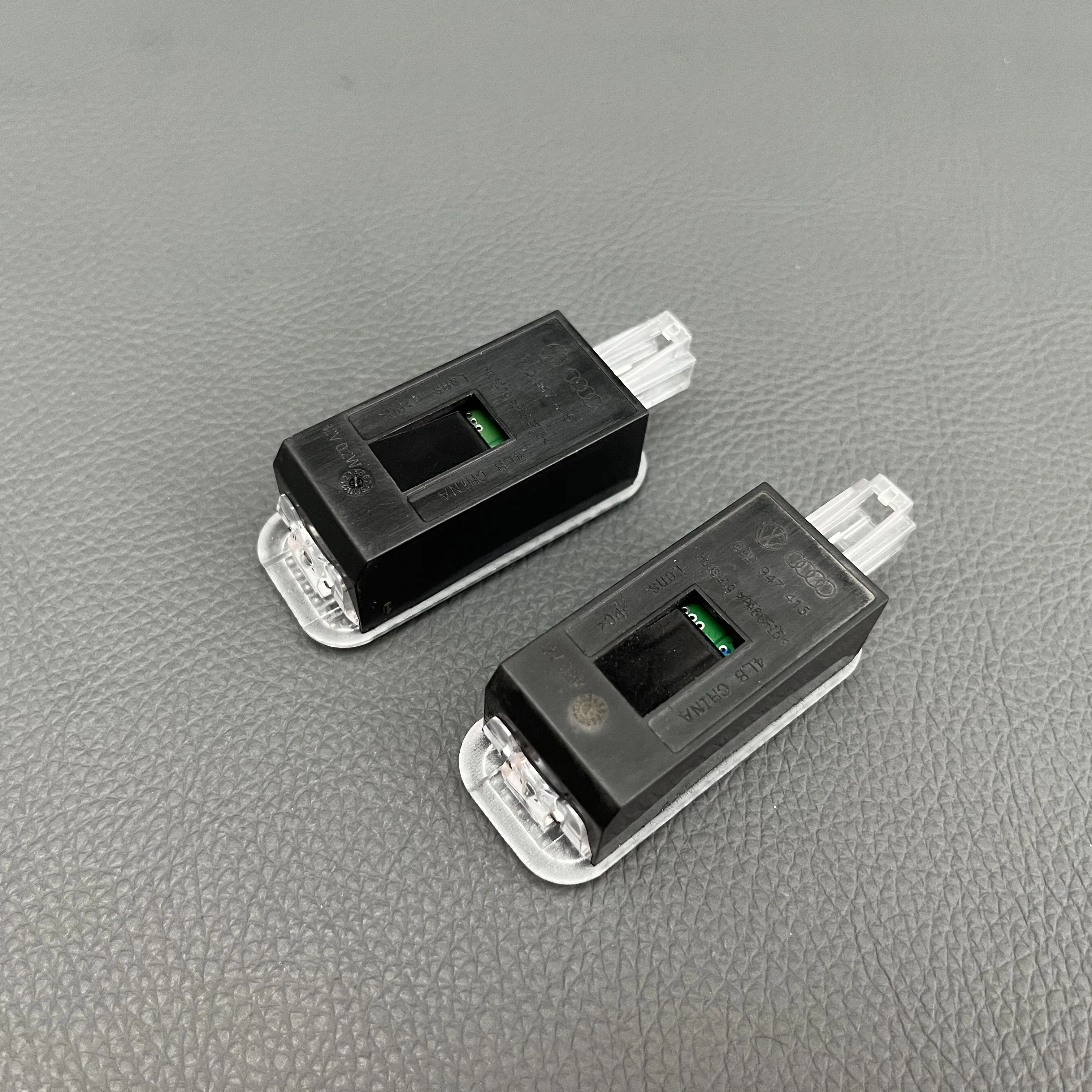 Car LED Footwell Light Foot Lamp 4E0 947 415 For Audi A1 A3 A4 B8 B9 A5 A6 A8 Q3 Q5 Q7 TT For VW Passat B6 B7 Golf 5 MK5 6 MK6