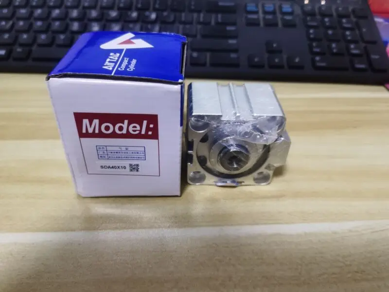 상자 브랜드의 1PC 새로운 AirTAC SDA40X10 실린더