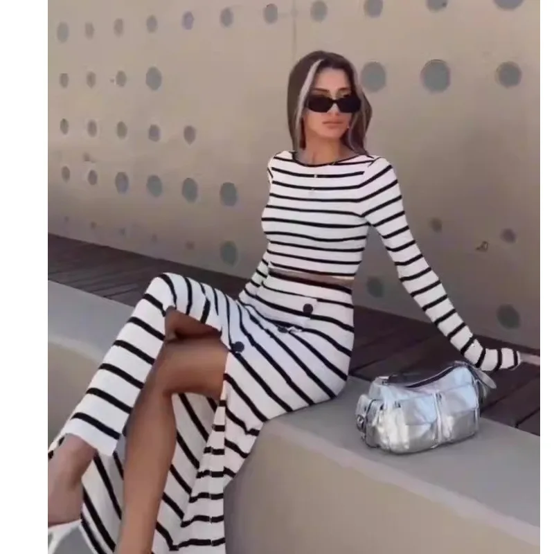 Autumn Fashion Classic Black and White Striped Long Sleeve Short Top Button Skirt Set for Women