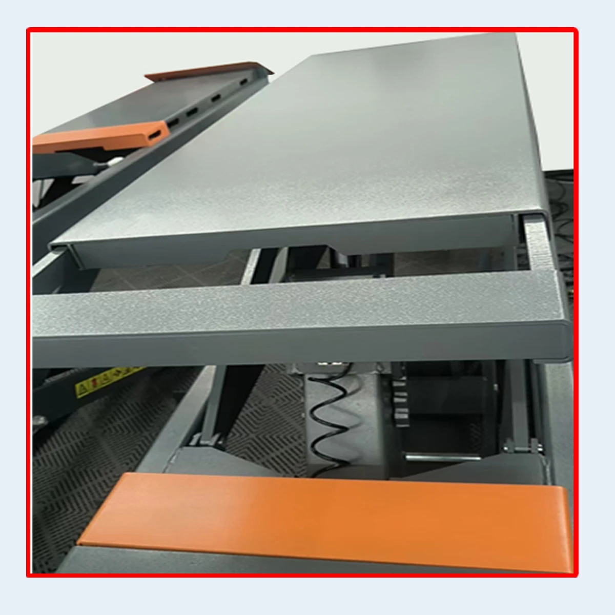 DELILAI DL-4.0CBD 4 Ton Ultra-Thin Large Scissor Four Cylinder Hydraulic Car Lift With CE Certification For Workshop