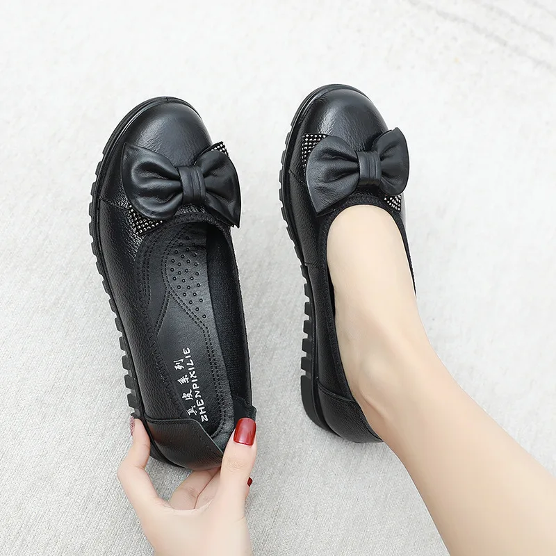 Spring Autumn Women Leather Breathable FlatsCasual Shoes Women's Loafers Outdoor Comfortable Footwear Walking Shoes Mother Shoes