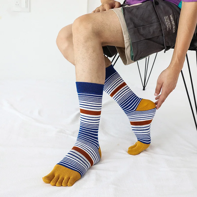 5 Pairs Mens Colorful Five Finger Mid-Calf Socks Long Tube Striped Warm Cotton Sox Fashion Business Casual Sport Socks with Toes
