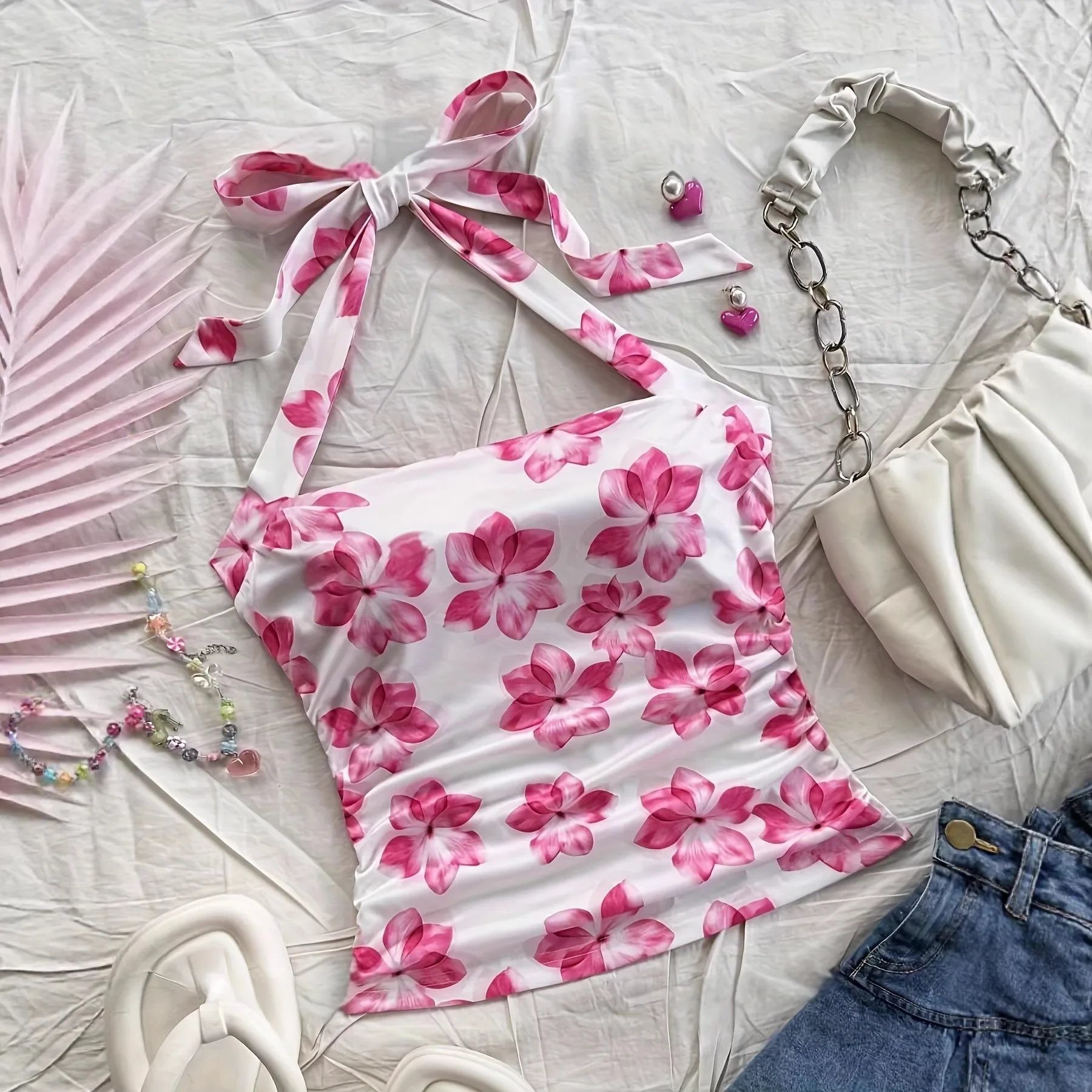 

Women's Flower Print Pleated Sling Vest Top Vest Outside