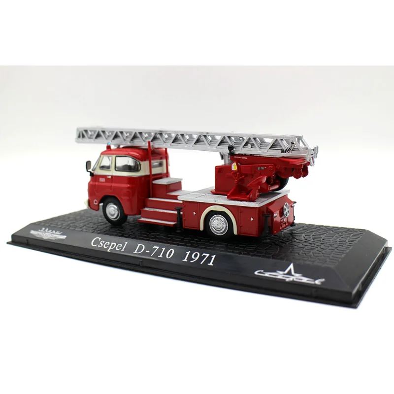 Diecast 1/72 escala Csepel D-710 1971 Chobel escalera motor de bomberos coche en miniatura de aleación juguete coleccionable regalo recuerdo adorno de exhibición