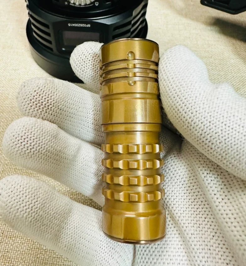 Used EDC Acebeam T16 Copper Outdoor Tools Strong Light Torch Lamp Decompression Toy