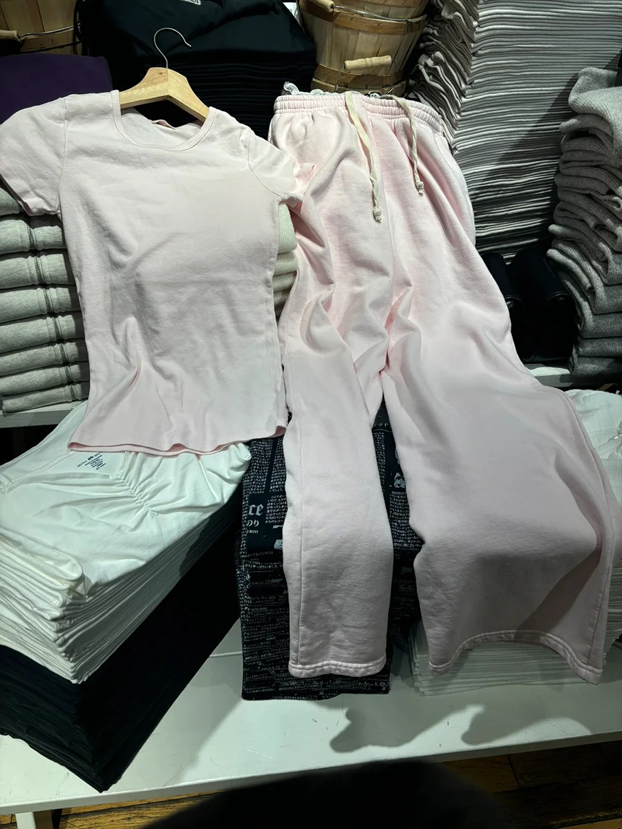 ピンクのベーシック Tシャツパンツセット女性のための夏 O ネック綿スリム Tシャツ + 巾着ストレートスウェットパンツ甘い固体スポーツパンツセット