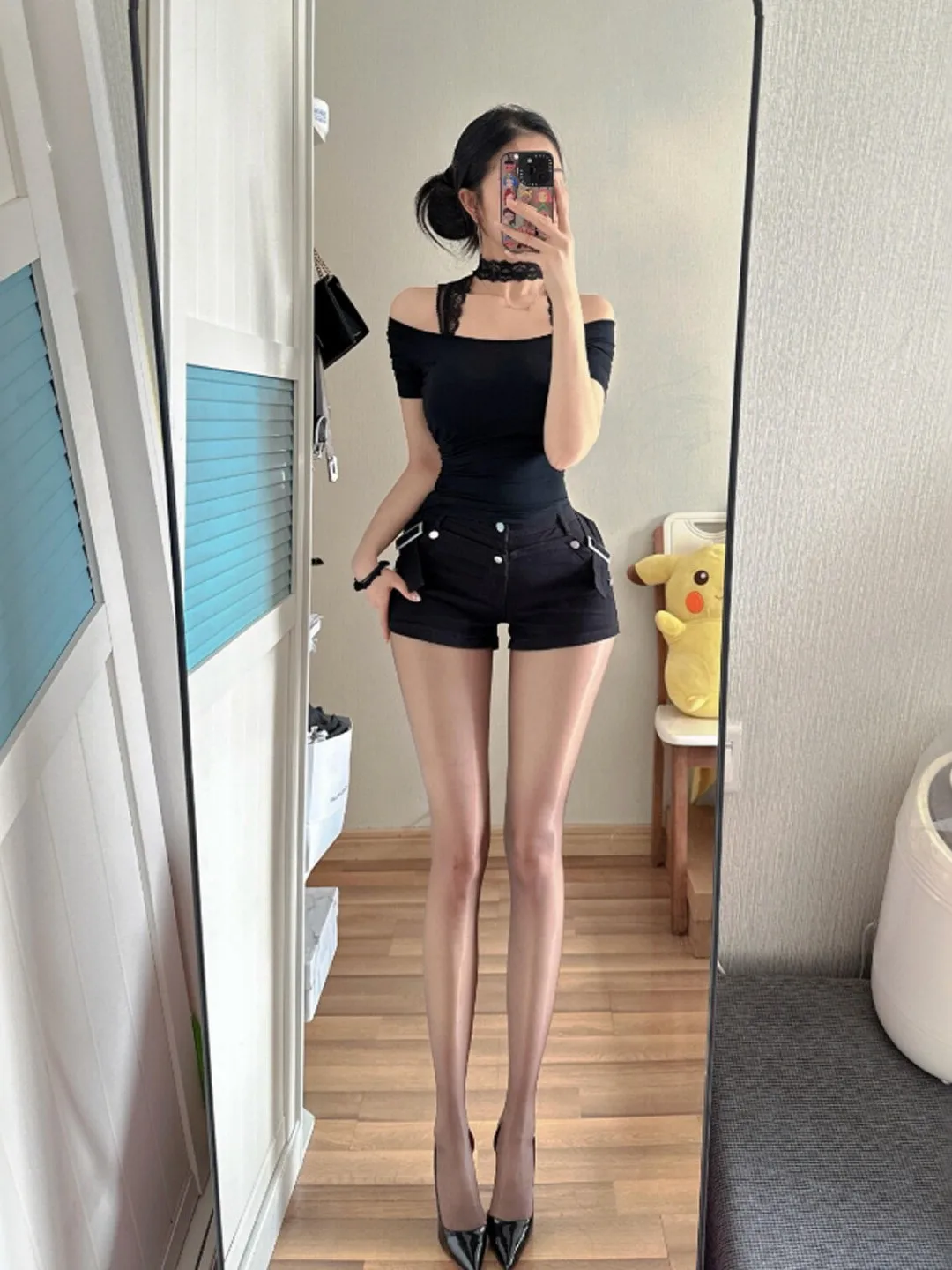 

Черная женская футболка Slim Fit на одно плечо, красивый уникальный дизайн, летняя модная повседневная хлопковая футболка с коротким рукавом