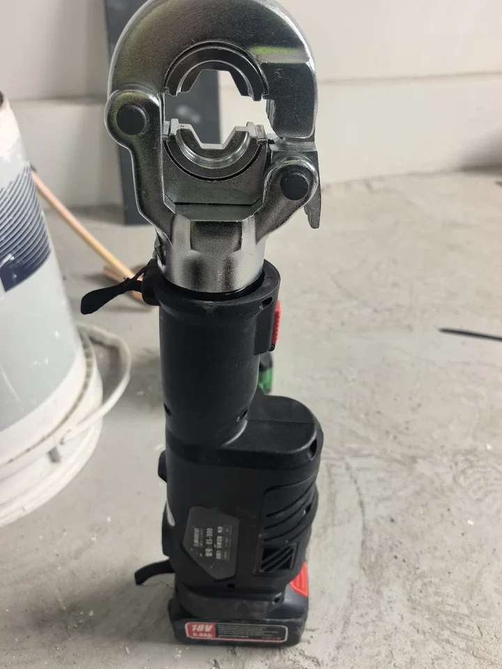 Electric Hydraulic Cordless Crimping To Clamp Copper and Aluminum Terminal Crimping ES-300 Crimping